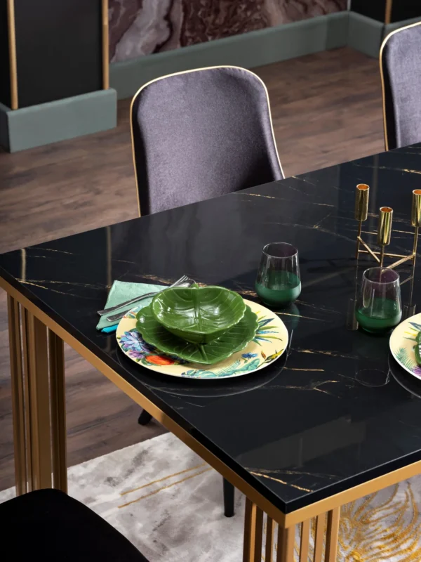 carlino-table-polished-surfaces-1.webp